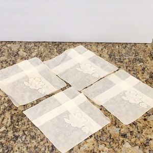 Set of 4 1940’s-50’s appliquéd linen handkerchiefs handmade Portugal